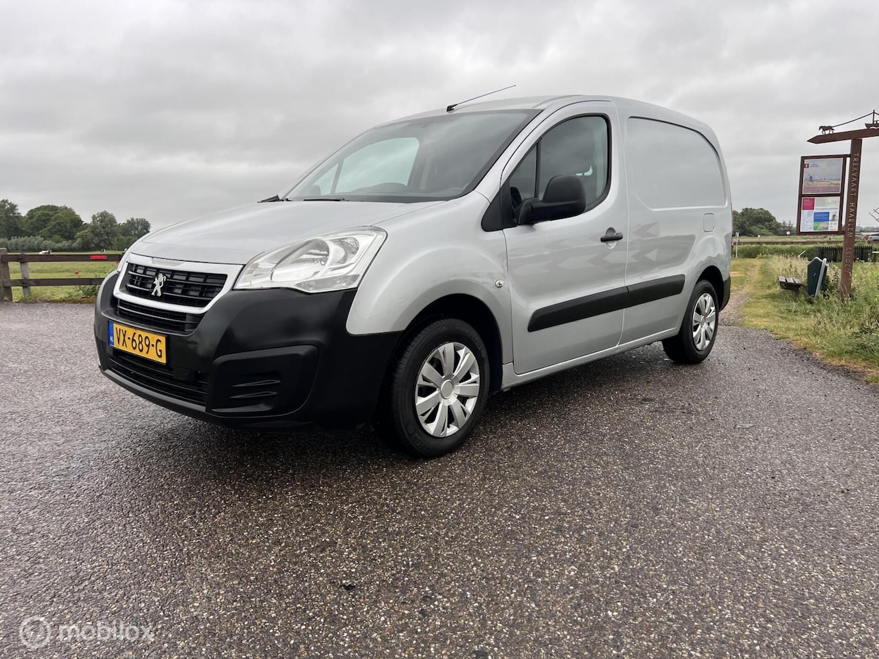 Peugeot Partner - bestel 120 1.6 HDi 75 L1 XR Euro 6 - AutoWereld.nl