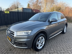 Audi Q5 - 2.0 TFSI quattro Launch Edition Carplay/Pano/Cam/Stoelverw/Leer