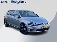 Volkswagen e-Golf - e-Golf Verwarmde voorstoelen | Lederen bekleding | Achteruitrijcamera | Warmtepomp