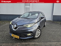 Renault Zoe - R135 Intens 52 kWh , Koop accu | 3 fasen/snelladen | Winter Pack | Navigatie/Camera |