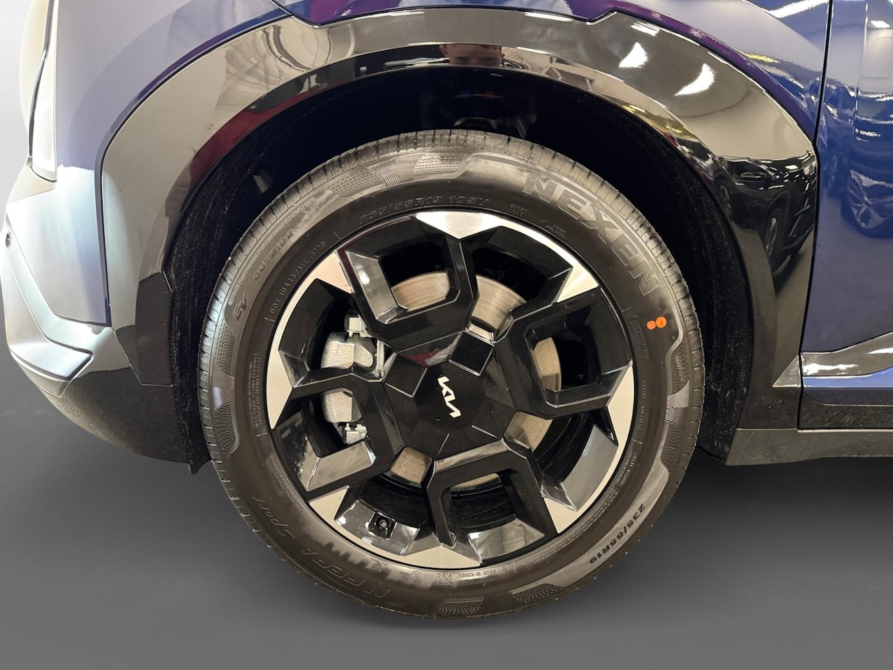 Kia EV5 - GT-Line Business Edition 81.4 kWh | IN DECEMBER AL BESCHIKBAAR | 505 km actieradius |  19" - AutoWereld.nl