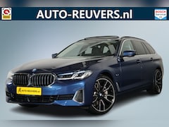 BMW 5-serie Touring - 530e xDrive LuxuryLine / Opendak / LaserLED / Co-Pilot / HUD