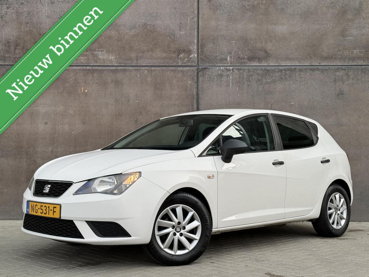 SEAT Ibiza - 1.0 MPI Reference 5 Deurs | Airco | Bluetooth | Lichtmetaal! - AutoWereld.nl