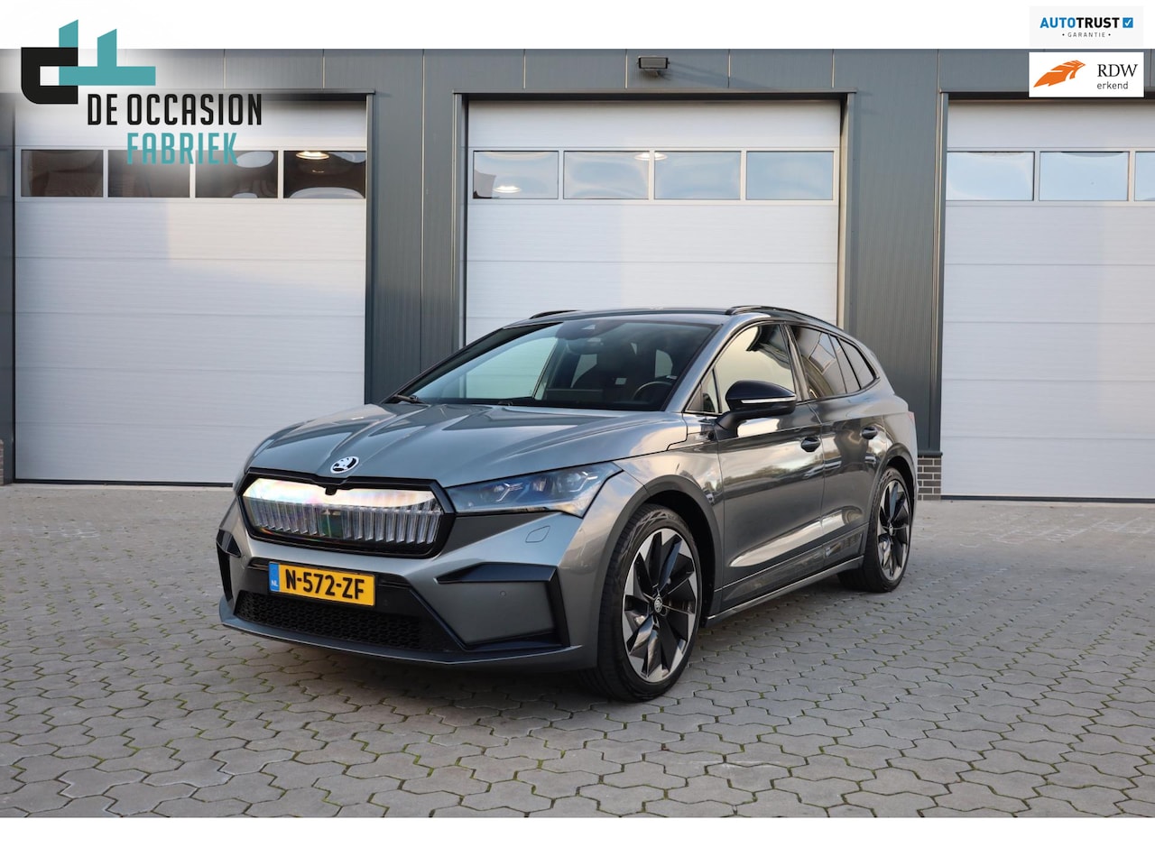 Skoda Enyaq iV - 80 Sportline Crystal Face Navi Carplay Camera - AutoWereld.nl