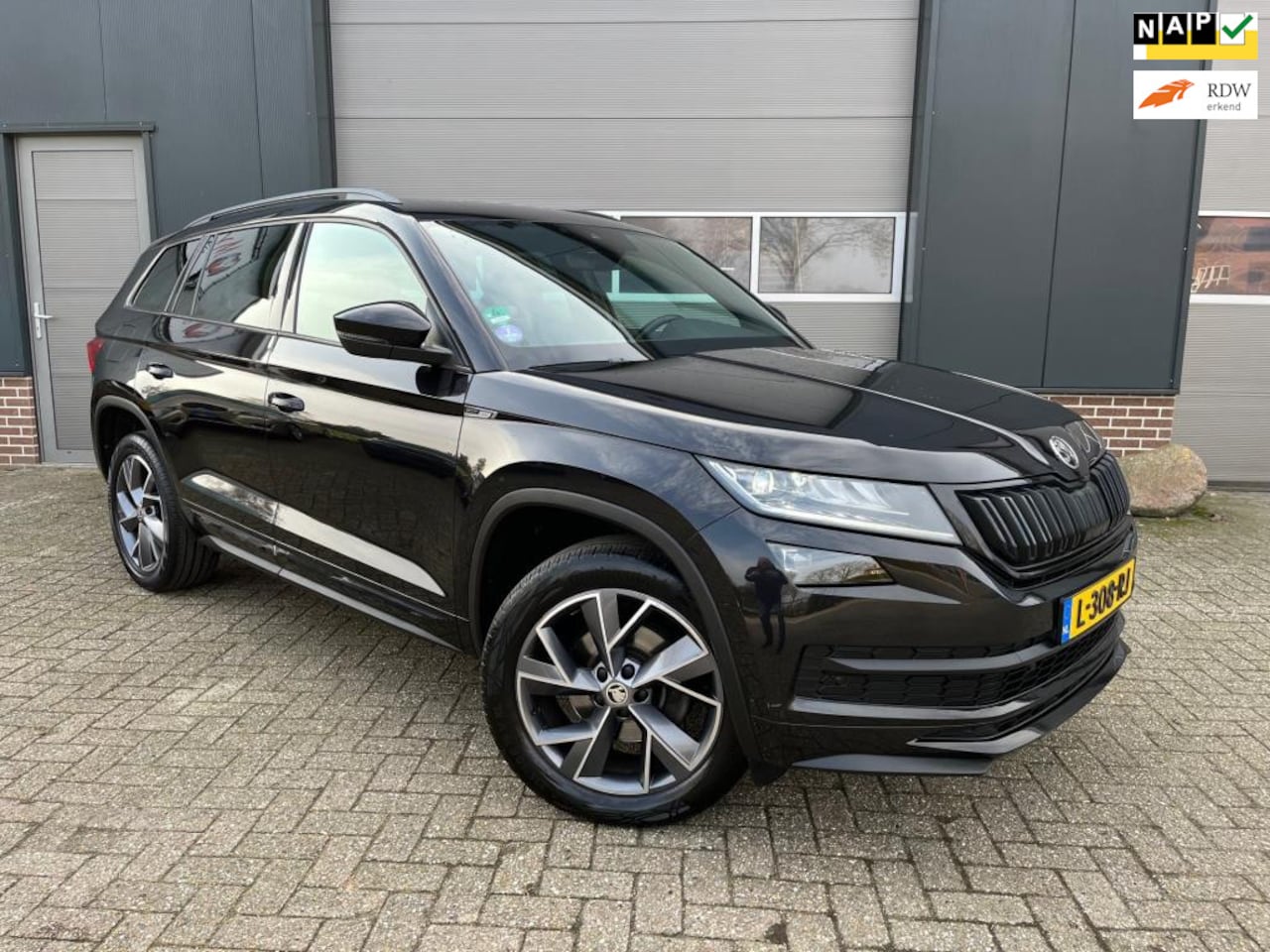Skoda Kodiaq - 1.5 TSI Sportline Business-Carplay-Trekhaak-NAP! - AutoWereld.nl