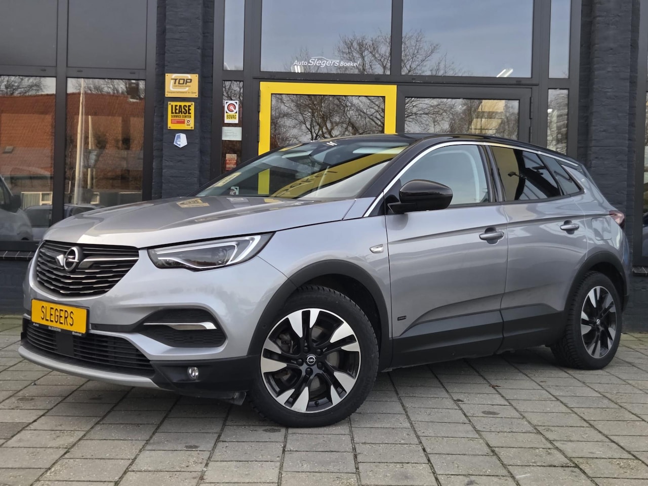 Opel Grandland X - 1.6 Turbo Hybrid4 Ultimate Automaat 300PK | Stoelventilatie + verwarming | Camera | Sensor - AutoWereld.nl