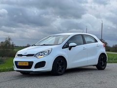 Kia Rio - 1.2 CVVT Comfort Pack .