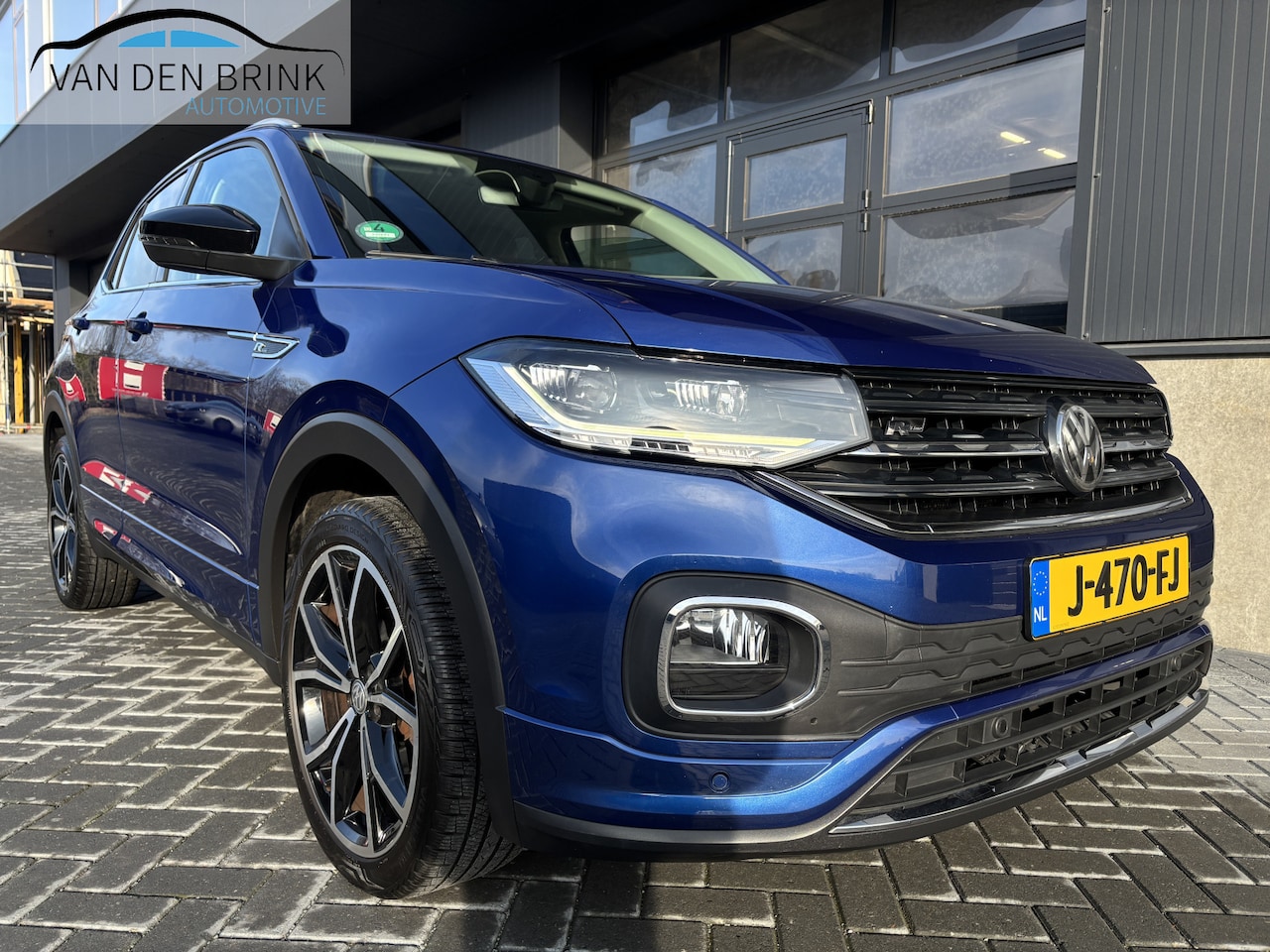 Volkswagen T-Cross - 1.0 TSI R-line Camera stoelverwarming - AutoWereld.nl