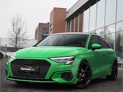 Audi A3 Sportback - 40TFSI E 204PK Individual Vipergreen RS-Zetels Pano Sfeerverl ACC Lane Assist Virtual LED