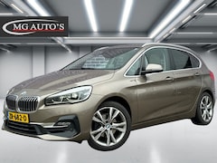 BMW 2-serie Active Tourer - 218i High Executive | Trekhaak | Panoramadak | Navigatie | Cruise Control | Achteruitrijca