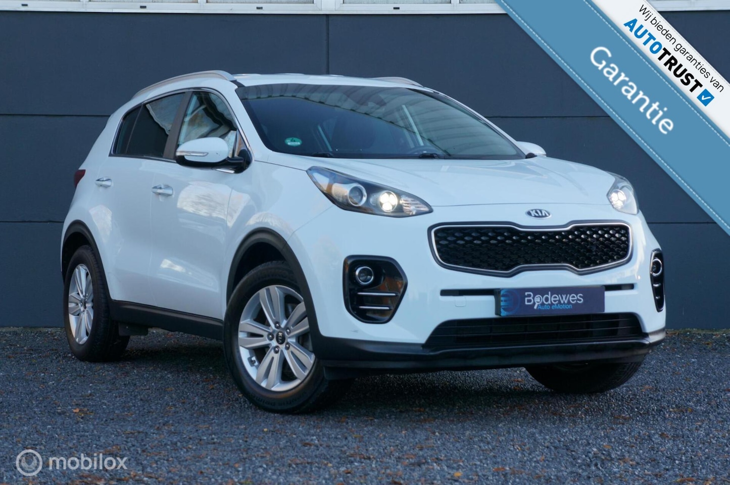 Kia Sportage - 1.6 GDI DynamicLine Leder Pakket Navi Cam Apps! - AutoWereld.nl