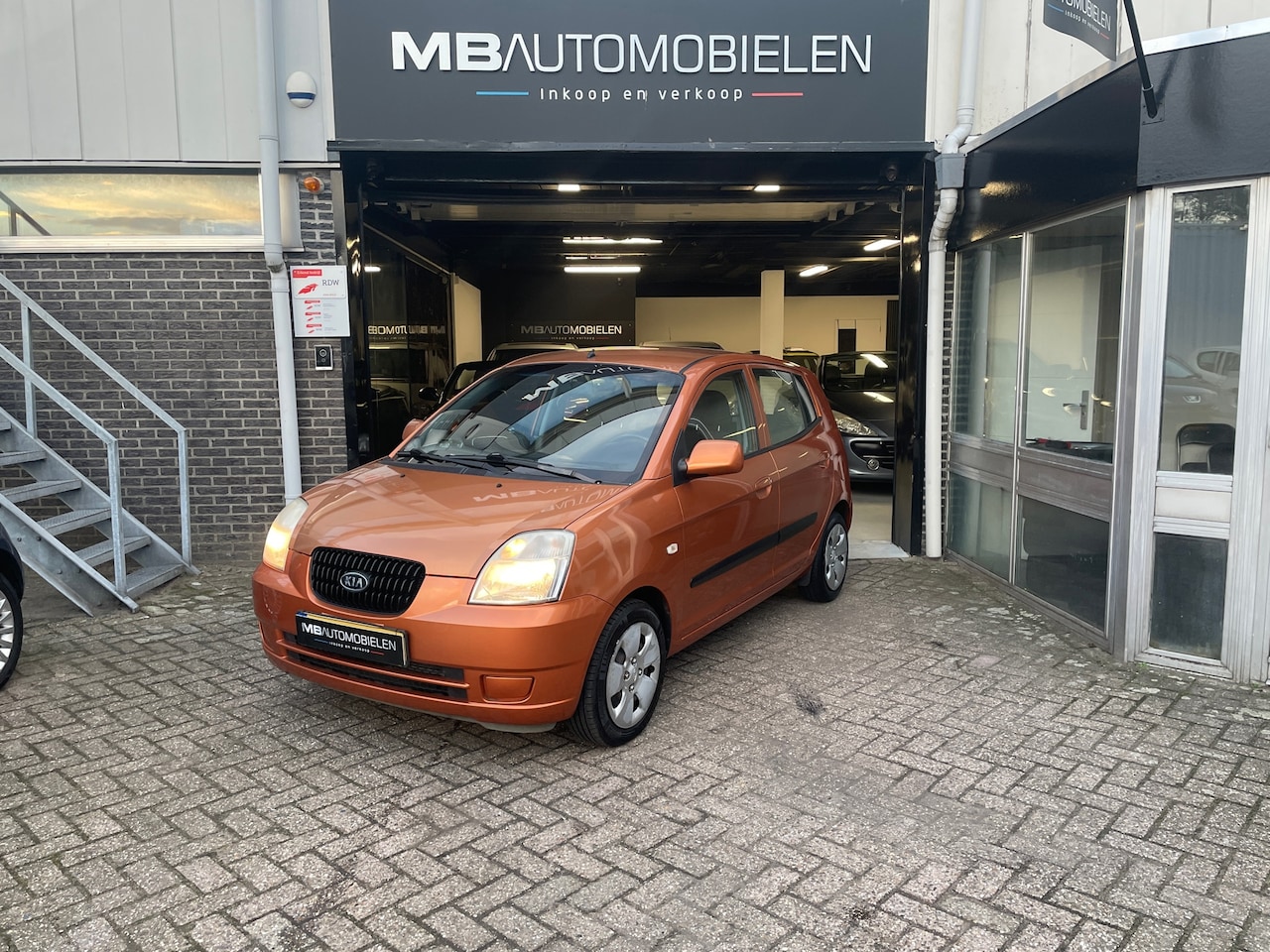 Kia Picanto - 1.0 LXE-/ 5 deursAPK/Distributie Vervangen/Airco/Elec/Ramen/NAP!! - AutoWereld.nl