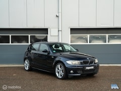 BMW 1-serie - 130i l AUT l 84.148 km l Monaco Blau