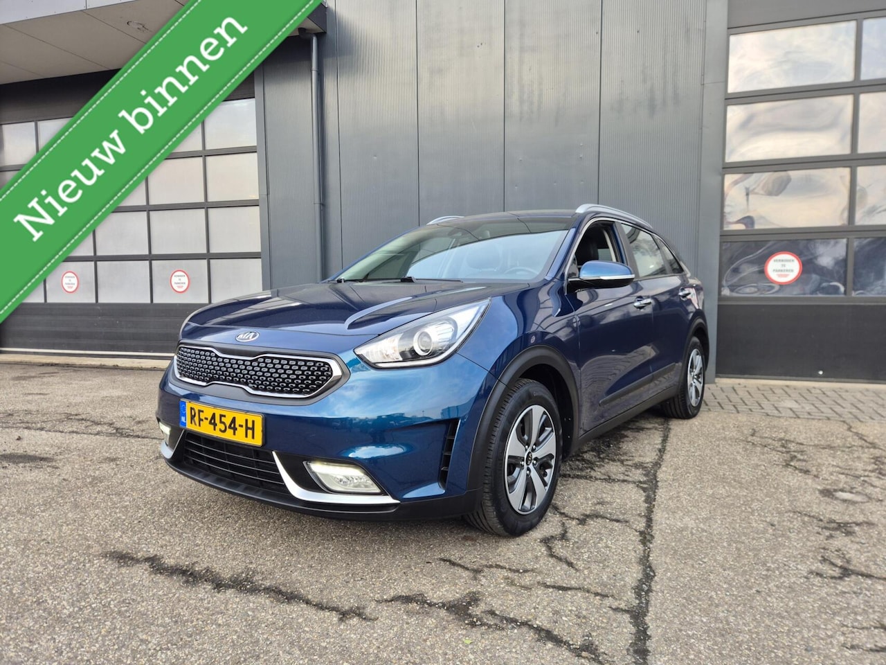 Kia Niro - 1.6 GDi Hybrid ExecutiveLine 1.6 GDi Hybrid ExecutiveLine - AutoWereld.nl