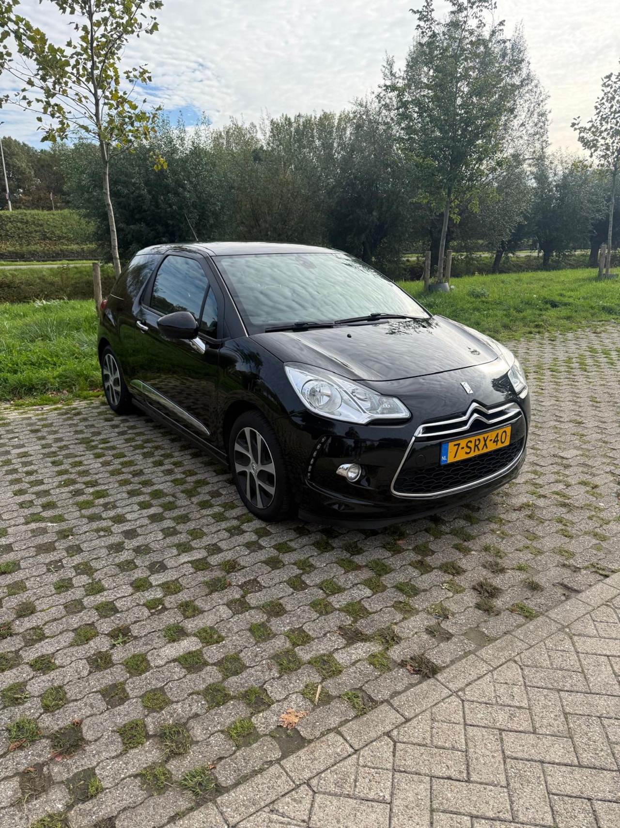 Citroën DS3 - 1.2 VTi So Chic - AutoWereld.nl