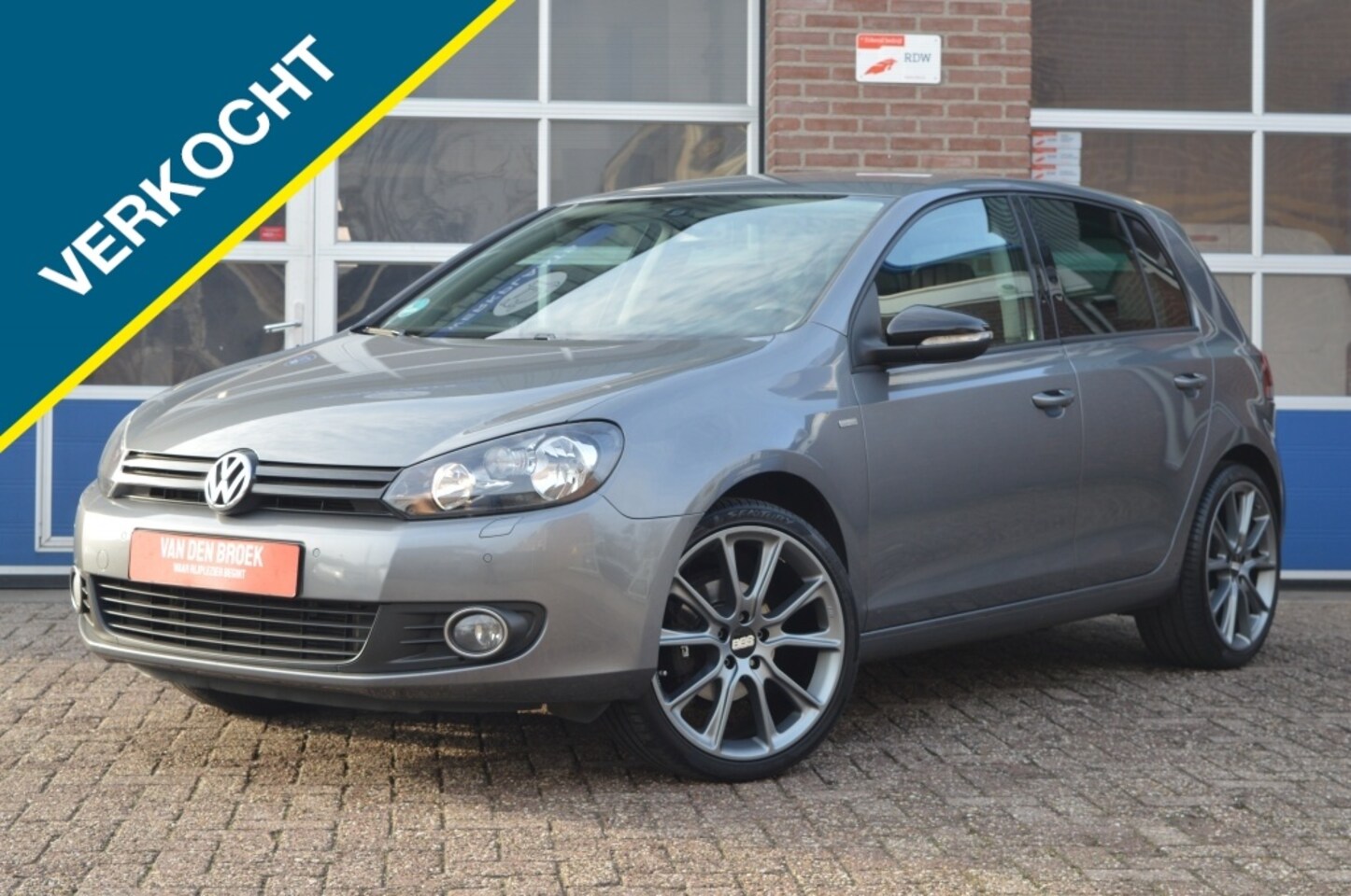 Volkswagen Golf - 1.2 TSI Highline | NAVI - STOEL.VERW - CLIMATE - AutoWereld.nl