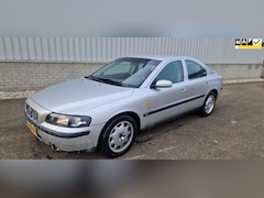 Volvo S60 - 2.4