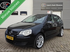 Volkswagen Polo - 5-deurs 1.4-16V Comfortline Airco LM17 CDVab