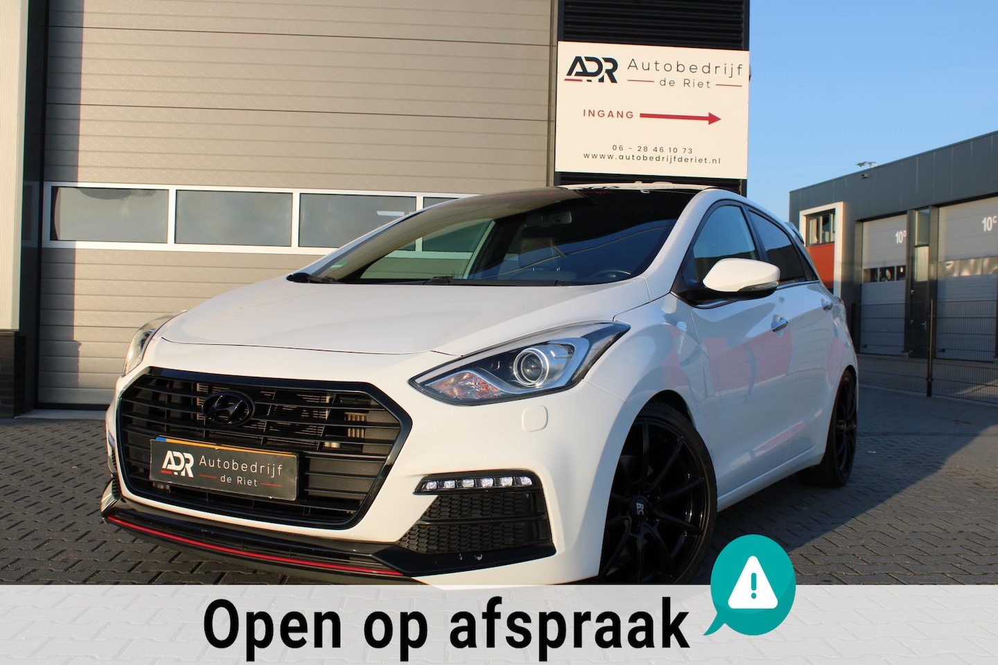Hyundai i30 - 1.6 T-GDI 186PK/PANO/19''LEER/XENON/CAMERA/BOM VOLL - AutoWereld.nl