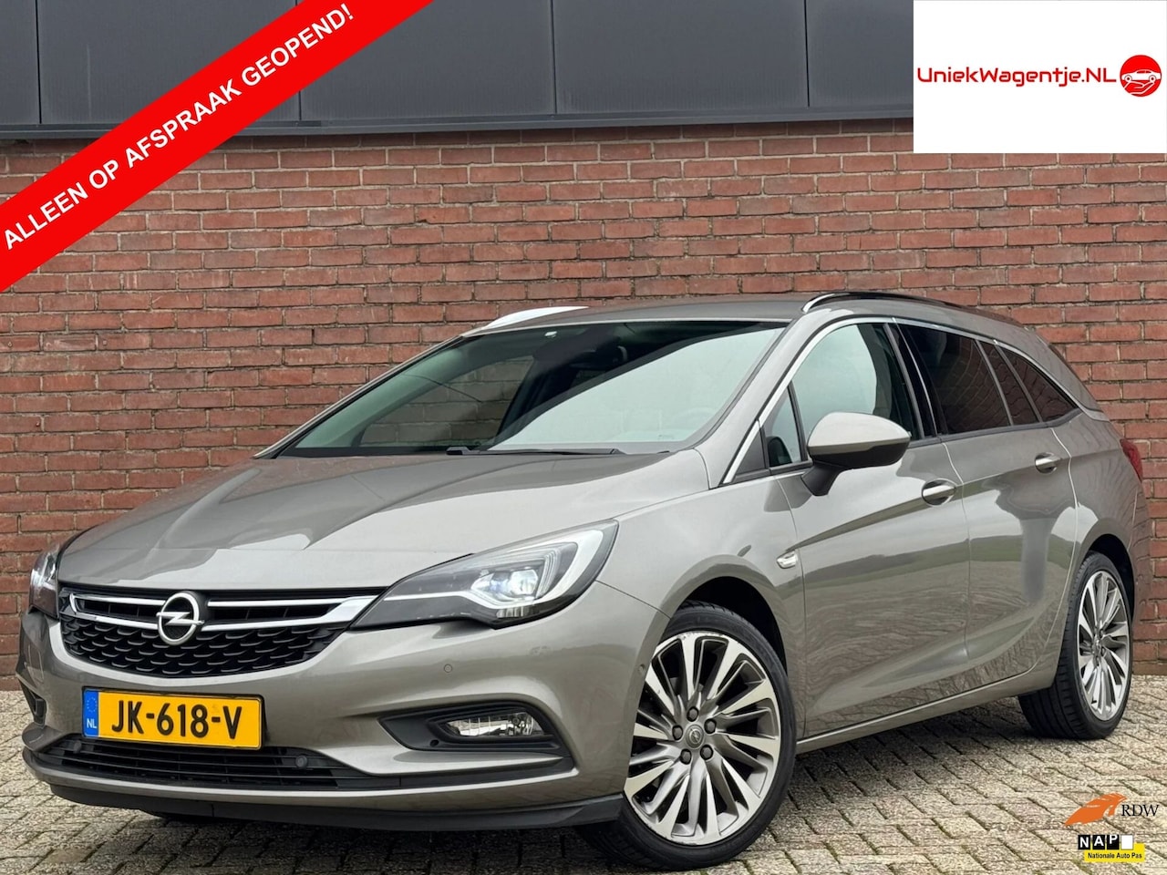 Opel Astra Sports Tourer - 1.4 INNOVATION | NL-AUTO! | LEDER! - AutoWereld.nl