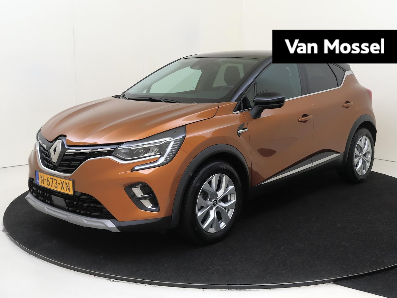 Renault Captur - 1.3 TCe 140 PK Intens Navigatie | Parkeer sensoren voor + Achter |  Achteruitrijcamera | A - AutoWereld.nl