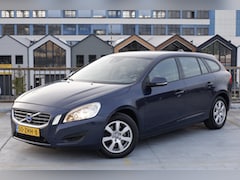 Volvo V60 - 1.6 T3 150PK Kinetic Automaat * NL AUTO
