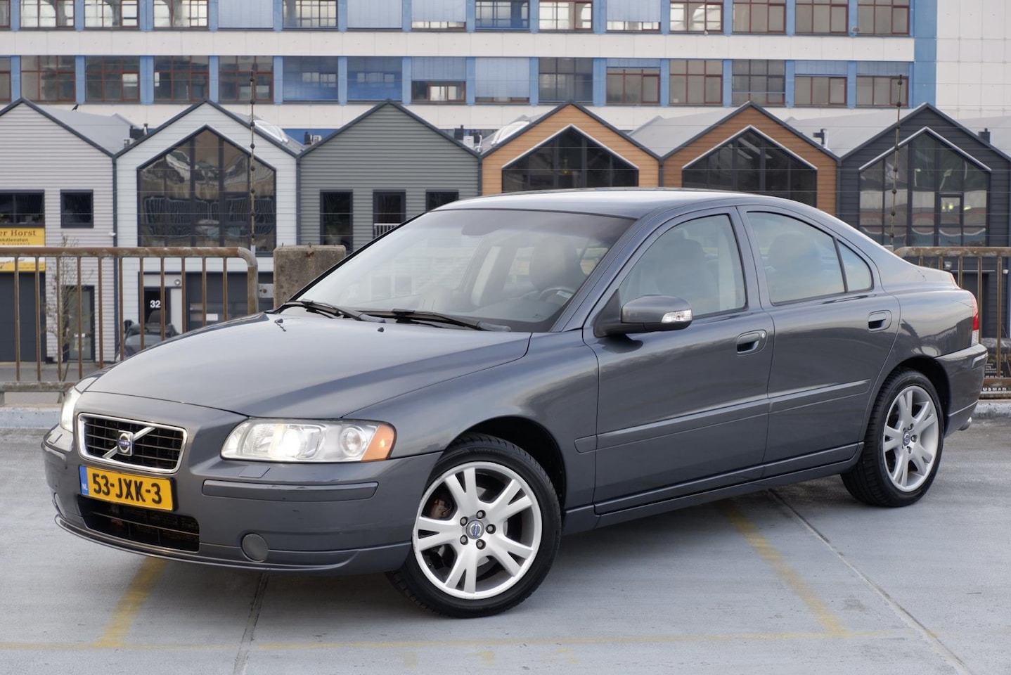 Volvo S60 - 2.4 140PK Drivers Edition * NL AUTO * - AutoWereld.nl