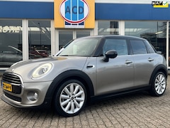 MINI Cooper - 1.5 Chili Serious Business | PanoramaDak | Led | HeadUp display | Orig. NL |