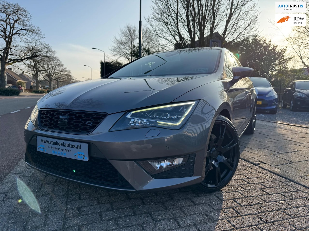 SEAT Leon - 1.8 TSI FR Clima Elek Pakket Navi Xenon Pdc 18” - AutoWereld.nl