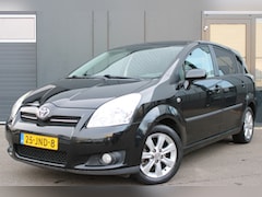 Toyota Verso - 1.8 VVT-I LUNA | NL-AUTO | CRUISE | TREKHAAK