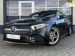 Mercedes-Benz A-klasse - 200 AMG / Sfeerverlichting / NL-auto / Dealer-onderhouden