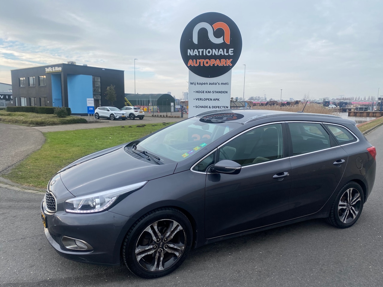 Kia Cee'd Sportswagon - 2012 * 1.6 GDI Plus Pack * APK * EXPORT & HANDEL - AutoWereld.nl