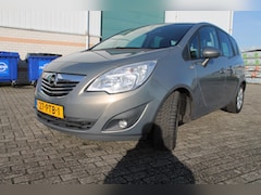Opel Meriva - 1.4 Cosmo -lage km stand -trekhaak - mistlampen - 1/2 lederen bekleding -all season banden