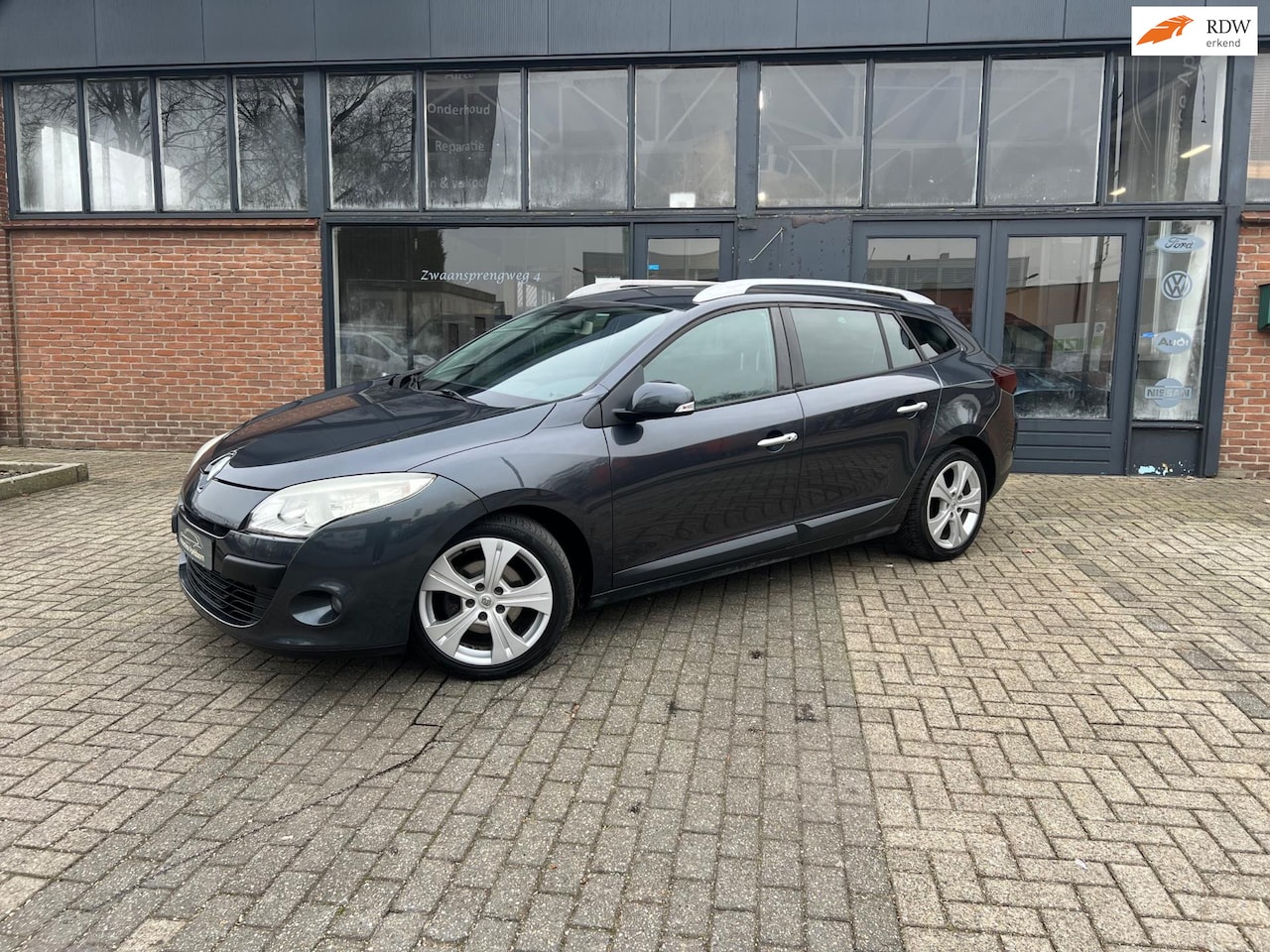 Renault Mégane Estate - 1.4 TCe Privilége 1.4 TCe Privilége, Airco, Cruise control - AutoWereld.nl