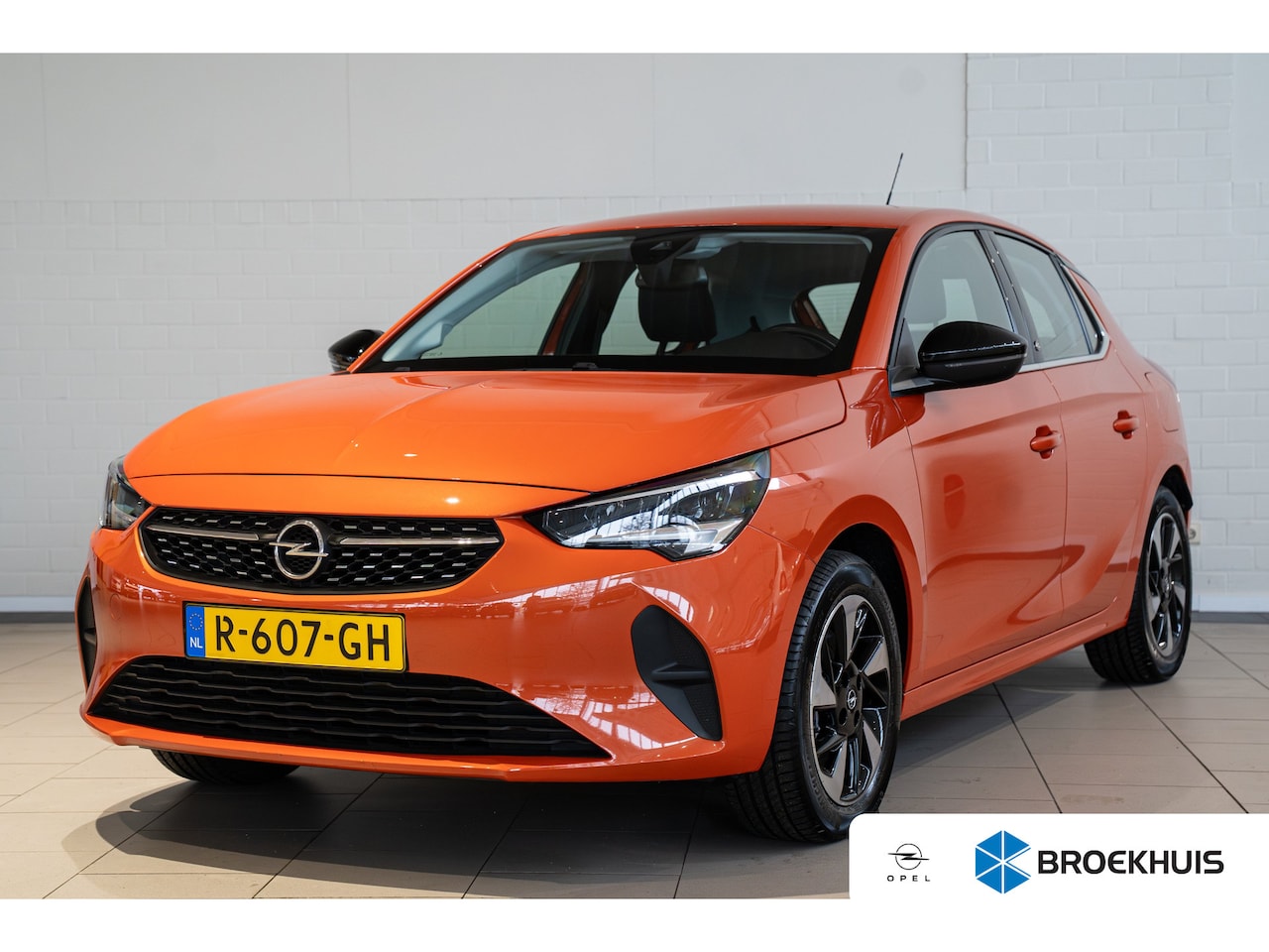 Opel Corsa-e - Elegance 50 kWh | Apple Carplay & Android Auto | Climate Controle | Parkeersensoren | Blue - AutoWereld.nl