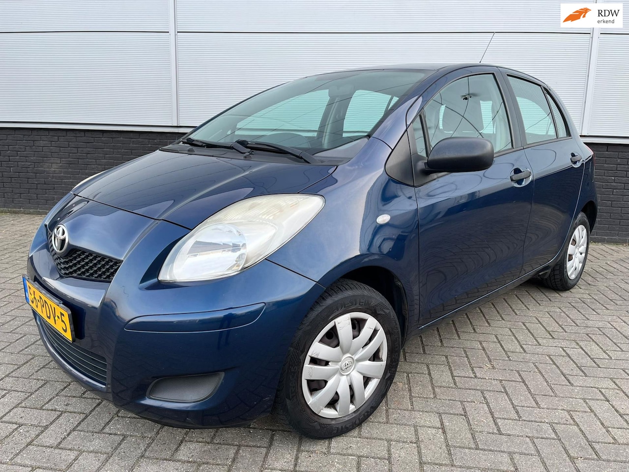 Toyota Yaris - 1.0 VVTi 5drs - Airco - Bluetooth & Aux - NAP - Origineel NL-auto - AutoWereld.nl