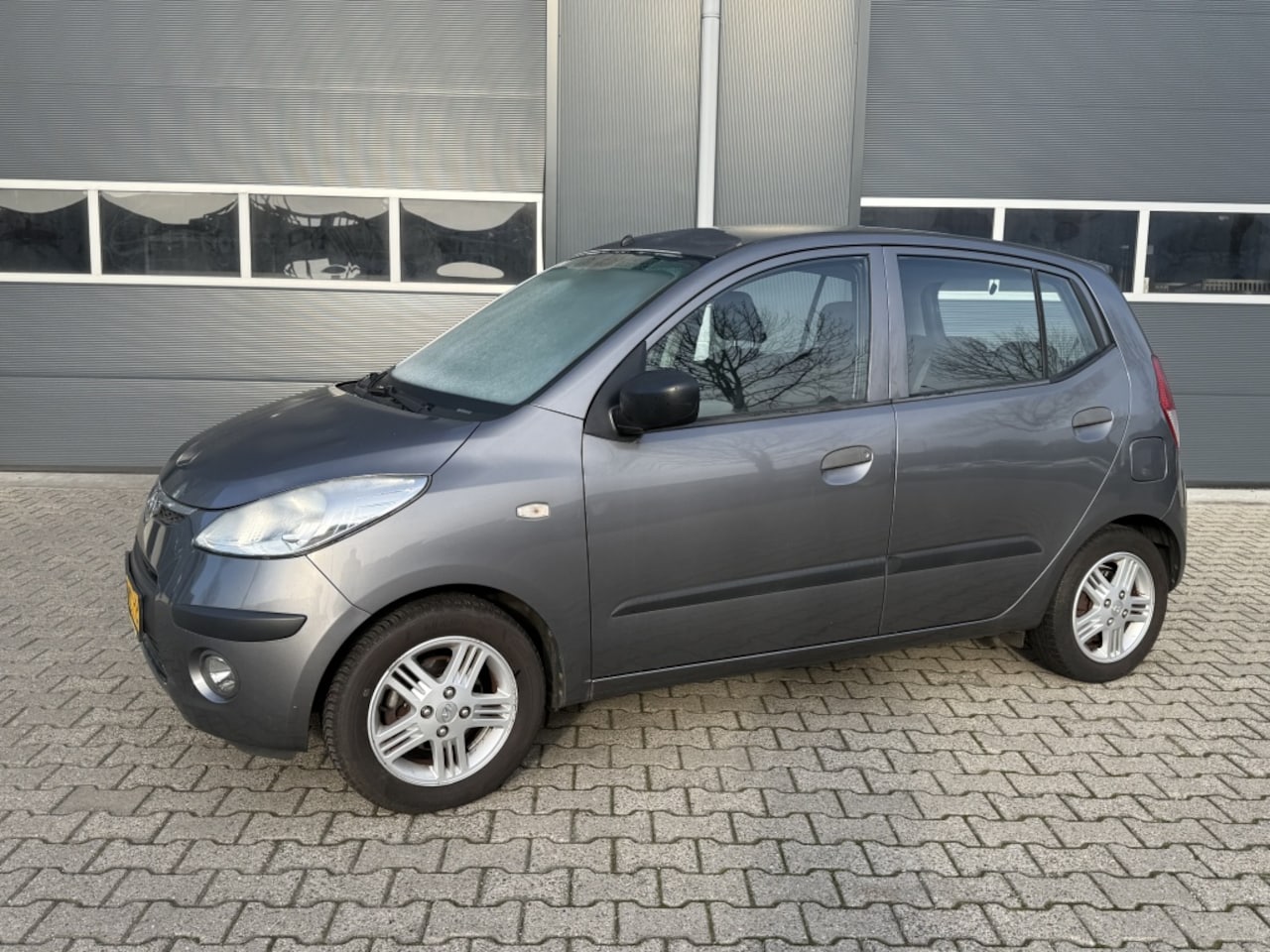 Hyundai i10 - 1.1 Active Orange B. - AutoWereld.nl