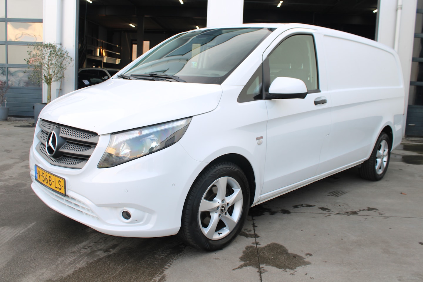Mercedes-Benz Vito - 114 CDI Lang 114 CDI Lang - AutoWereld.nl