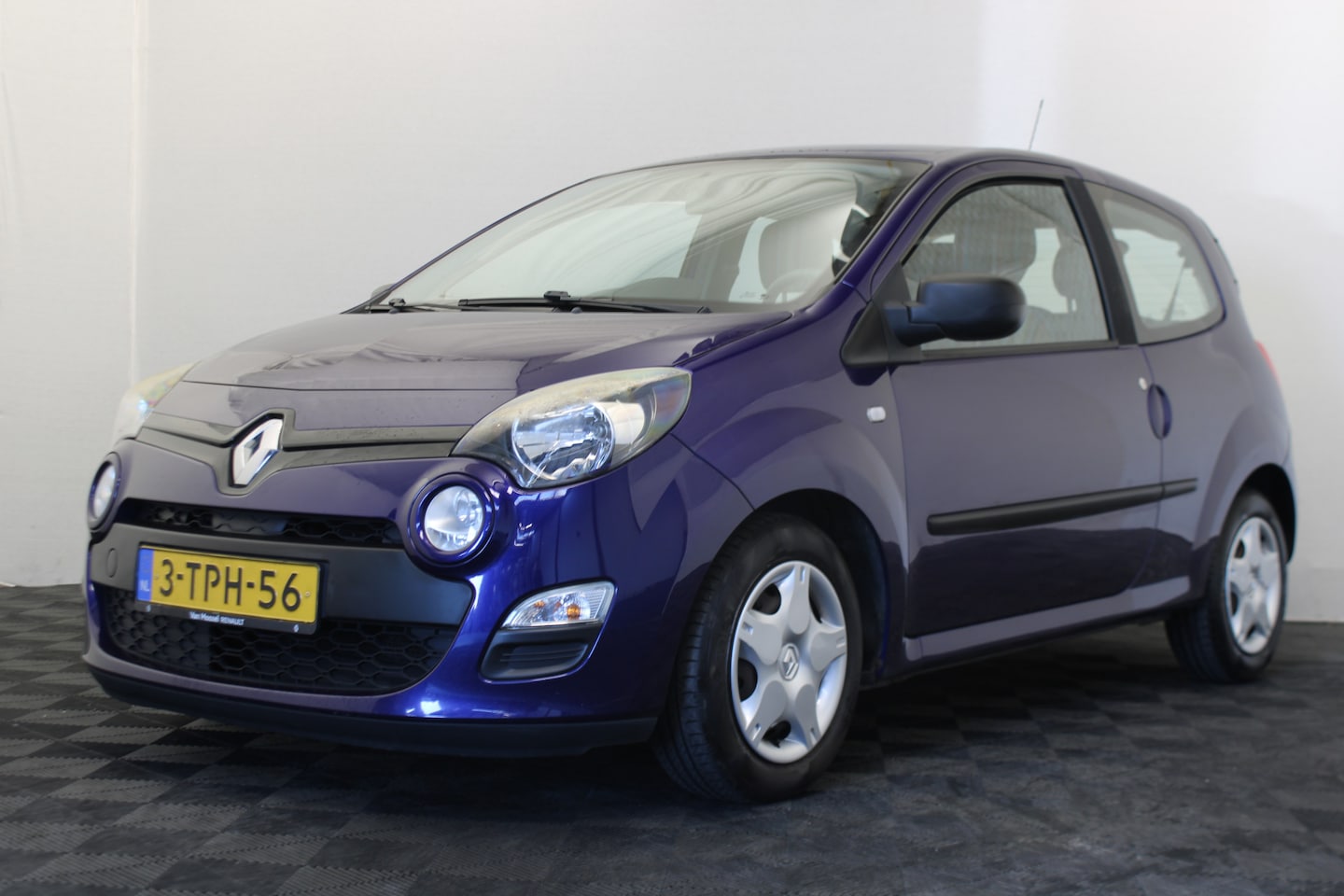 Renault Twingo - 1.2 16V Parisienne |Airco|Trekhaak| - AutoWereld.nl
