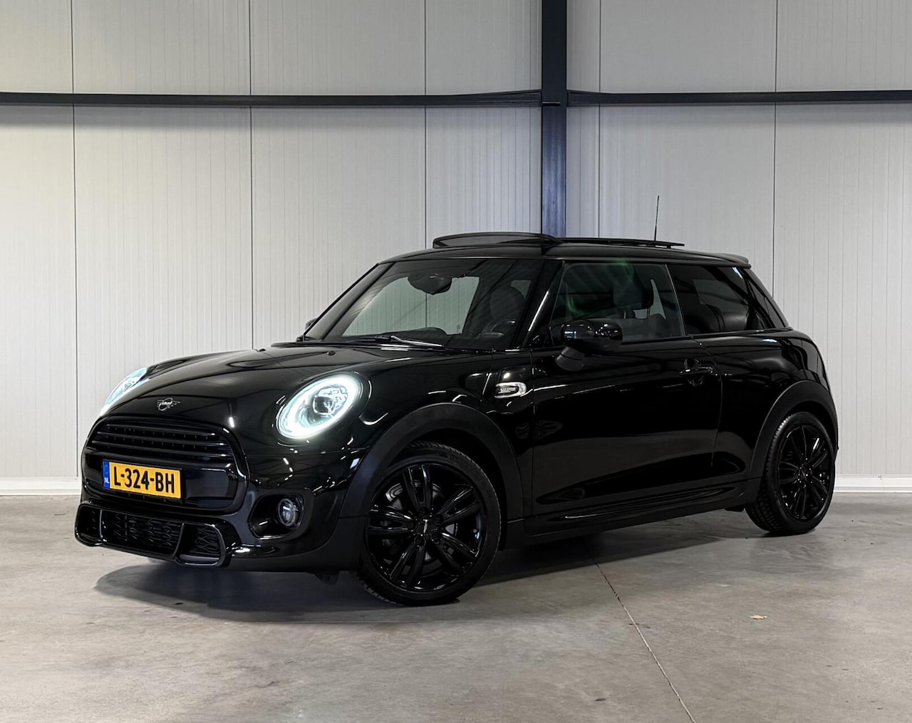 MINI Cooper - Mini 1.5 136PK Dalston edition JCW-pack Pano Carplay - AutoWereld.nl