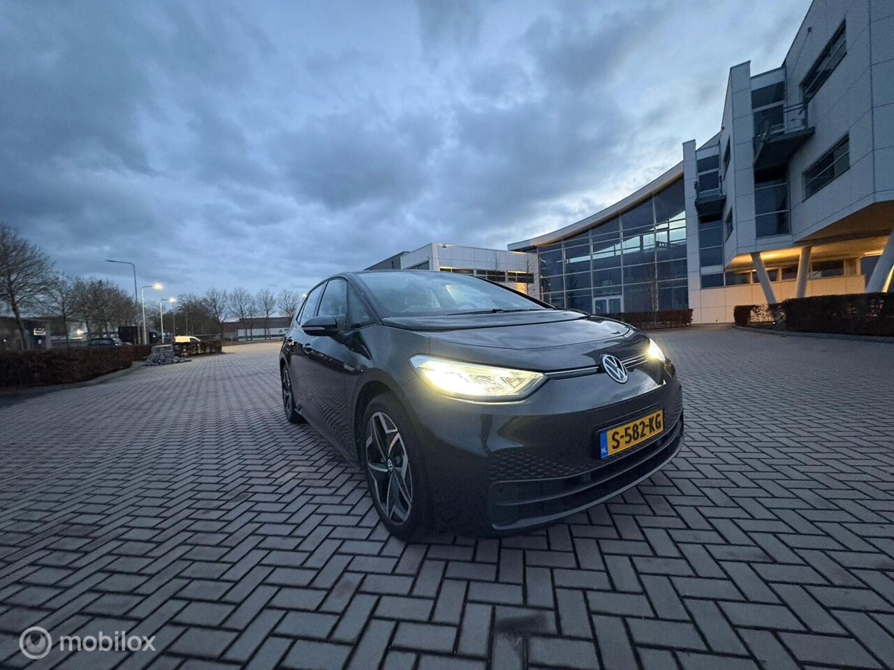 VOLKSWAGEN ID.3 PURE 110 KW