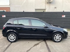 Opel Astra - 1.4 Selection AIRCO/5 DEURS/128.486KM/NETTE AUTO/NIEUWE APK