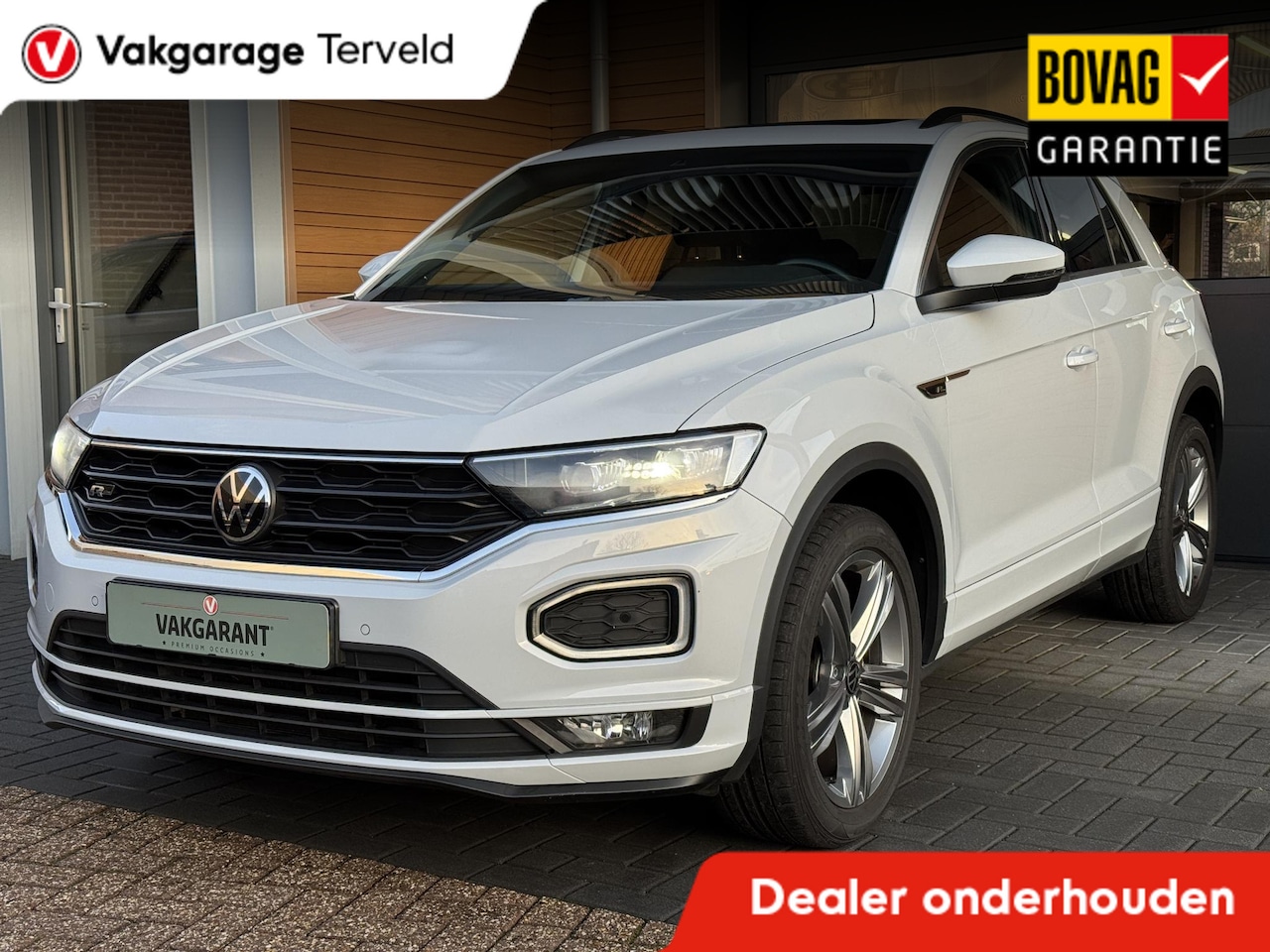 Volkswagen T-Roc - 1.5 TSI Sport 1.5 TSI Sport,R-line,Pano,Cam,Cruise,Carpl,Led - AutoWereld.nl
