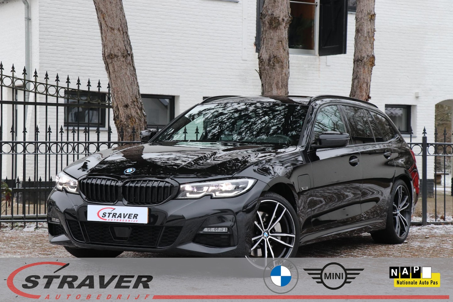 BMW 3-serie Touring - 330e |M-Sport |Stuurwielverwarming - AutoWereld.nl