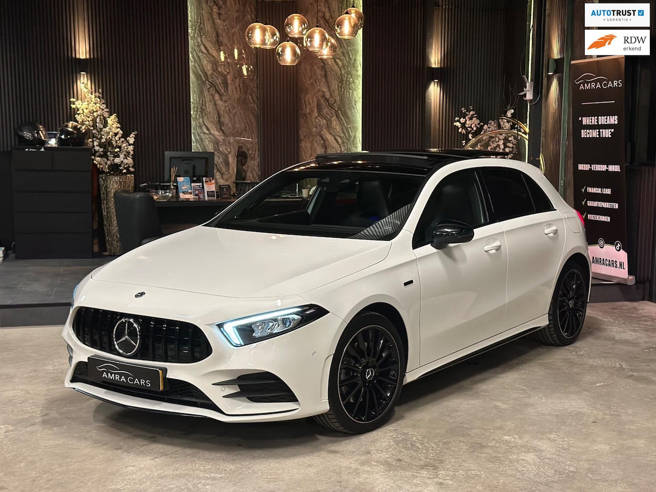 Mercedes-Benz A-klasse - 250 e AMG Line|PANO|SFEER|BURMESTER|VOL! - AutoWereld.nl
