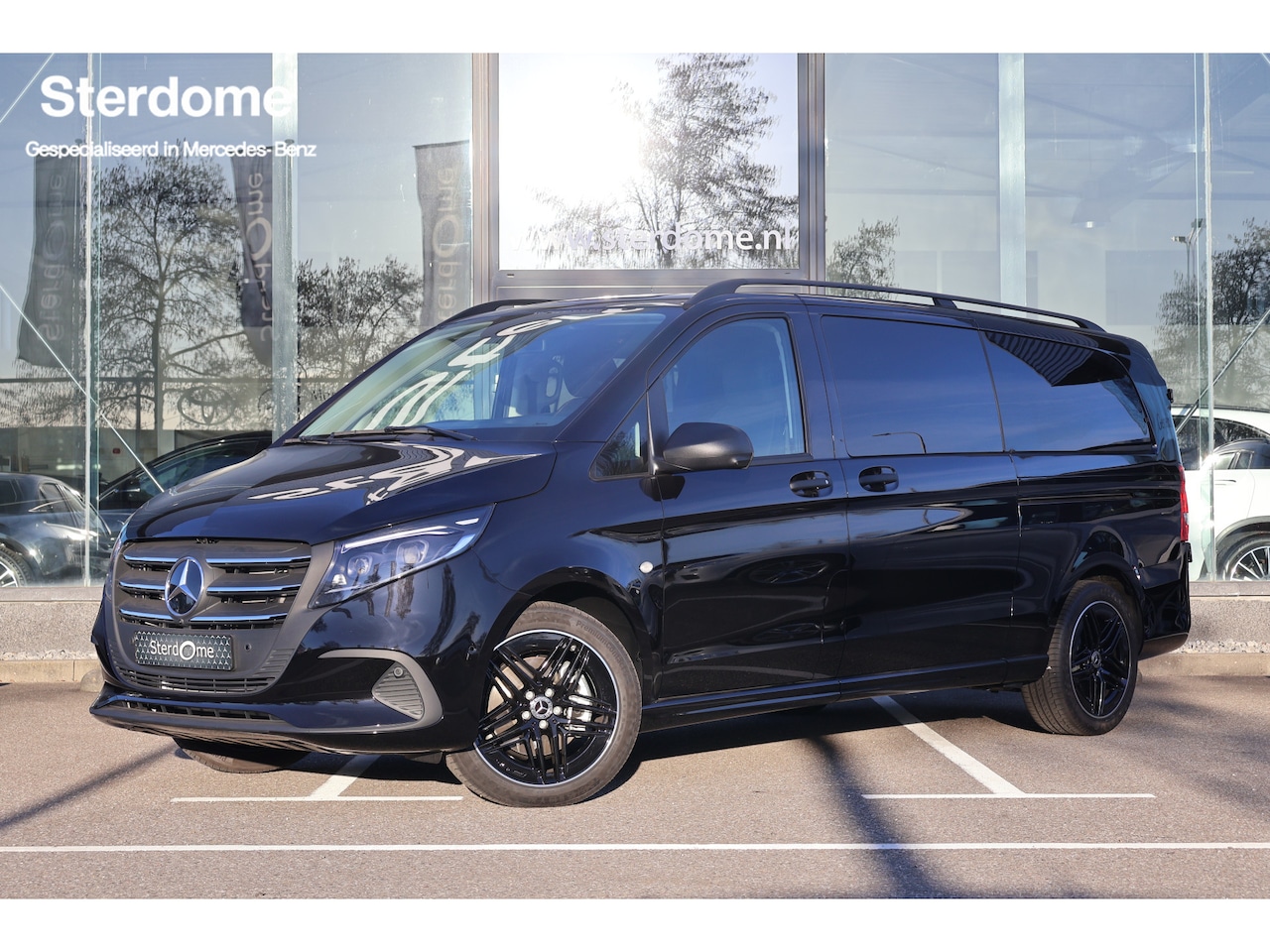 Mercedes-Benz Vito - 119 CDI L3 Sportpakket l 4 x 4 l Dubbel Cabine l AIRMATIC l 360 gr Camera l 2,5t AHW | DIS - AutoWereld.nl
