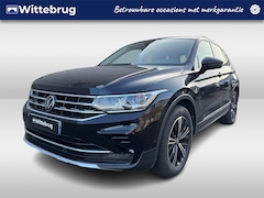 Volkswagen Tiguan - 1.4 TSI eHybrid Elegance DSG Automaat / Panoramadak / IQ LED verlichting / Trekhaak / Navi