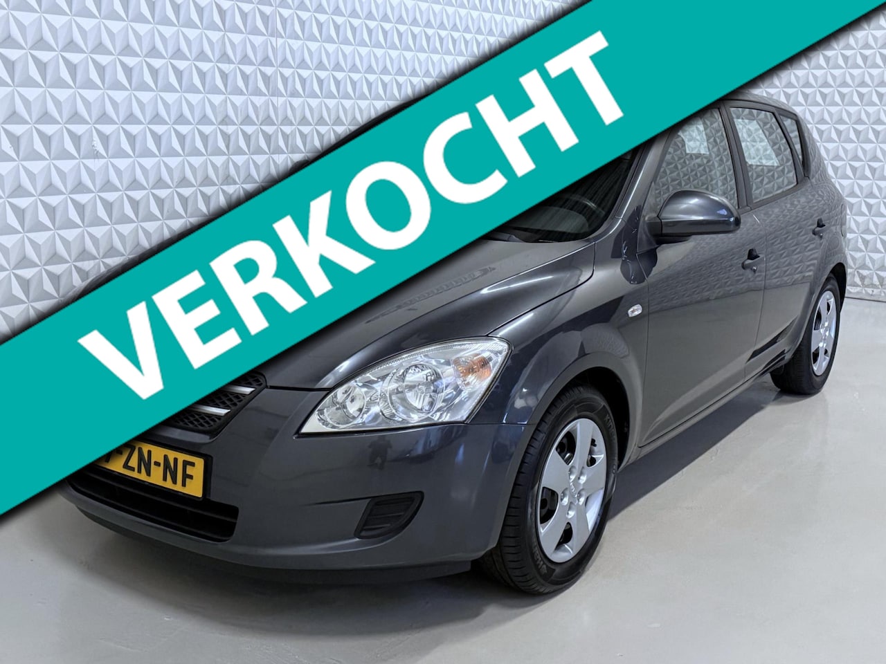 Kia Cee'd - 1.4 X-tra van de 1E EIGENAAR / 103.000km (2008) - AutoWereld.nl