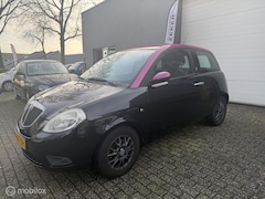 Lancia Y(psilon) - Ypsilon 1.2 Argento / NAP / Airco / inruil mogelijk /