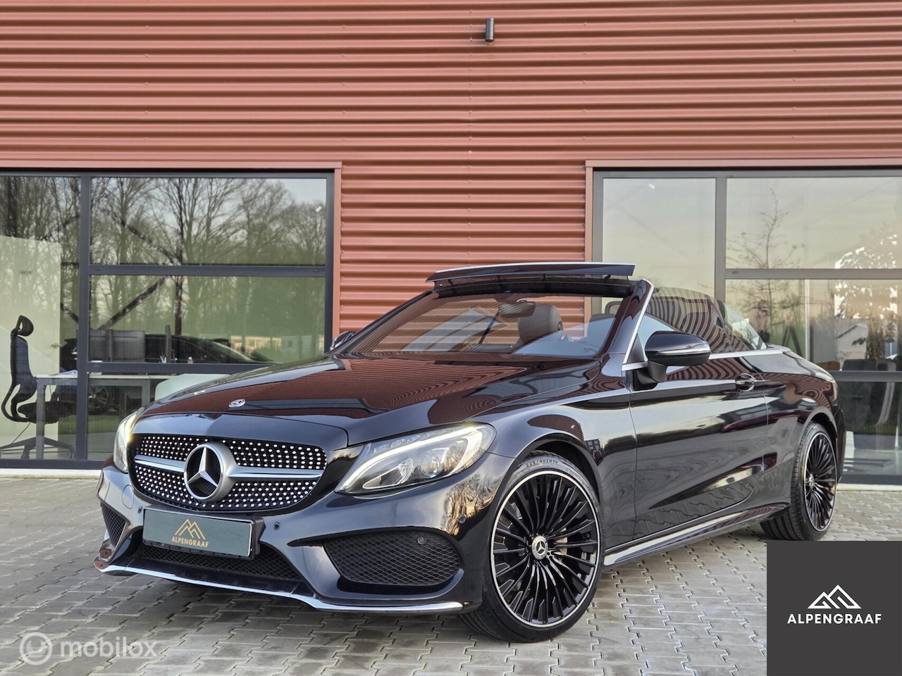 Mercedes-Benz C-klasse Cabrio - 180 AMG Line 9G-TRONIC Airscarf|Windscherm|Navigatie|LED|Dealeronderhouden| 19" nieuwe vel - AutoWereld.nl